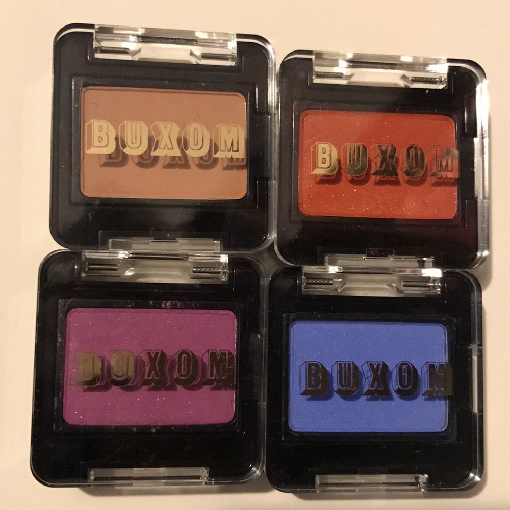 Buxom single customized eyeshadow